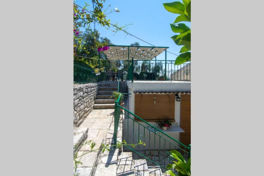 Thanos Cottage Vlachopoulatika ภายนอก รูปภาพ